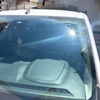 Sıfır Araçta Sebepsiz Ön Cam Çatlağı Ve Garanti Sorunu