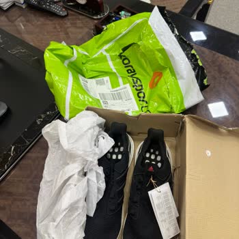 Eksik Parçalı Ayakkabı Ve Yetersiz Çözüm Teklifi