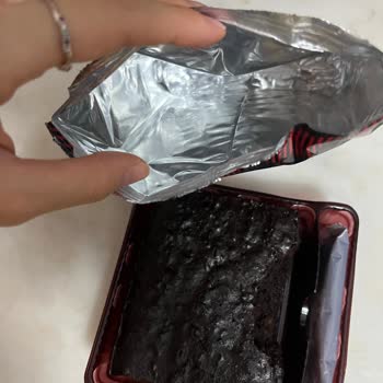 Satın Aldığım Eti Browni Ürünü Eksik Çıktı Yardım Bekliyorum