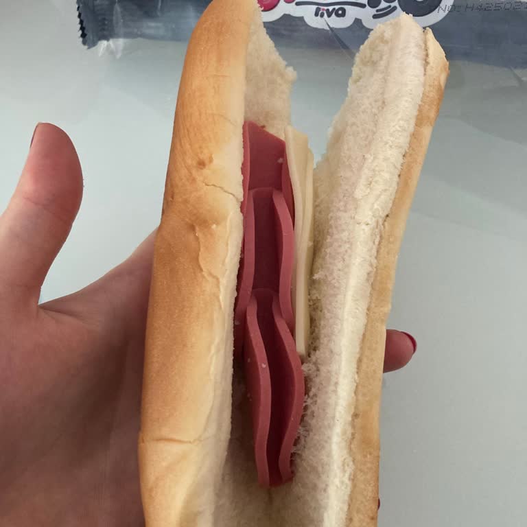 Liva Tommis Sandviçte Büyük Hayal Kırıklığı: Özensiz Ve Eksik Ürün