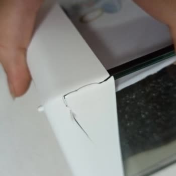 Kargoda Kırılan Akvaryum Ve Sürat Kargo'nun Sorumluluk Almaması