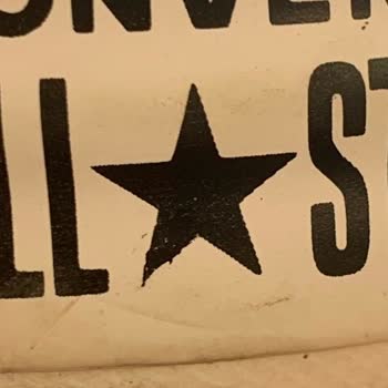 Kısa Sürede Deforme Olan Converse Ayakkabı Ve Kusurlu Ürün Teslimatı