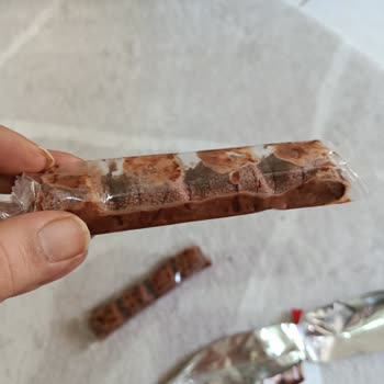 Sağlam Ambalajlı Kinder Bueno'da Küf Şoku Ve Mağduriyet