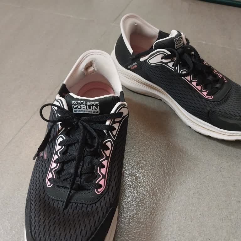 Kısa Sürede Yırtılan Ayakkabılara Garanti Desteği Verilmedi