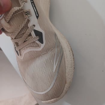 Lotto FLO'dan Aldığım Ayakkabılar Hızla Yırtıldı, Garanti Reddedildi