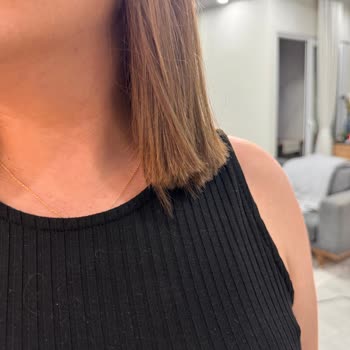 Saç Kesiminde Eşitsizlik Ve İlgisiz Yaklaşım Nedeniyle Memnuniyetsizlik