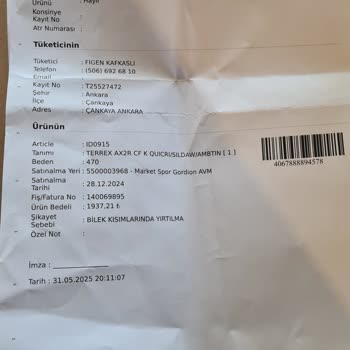 6 Ayda Yırtılan Terrex Çocuk Ayakkabısına Olumsuz İnceleme Yanıtı