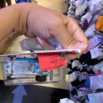 Etiket Fiyatı Kasada Değişti, Mağdur Oldum