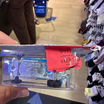 Etiket Fiyatı Kasada Değişti, Mağdur Oldum