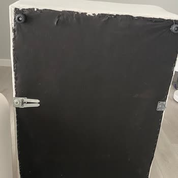 Yırtık Ve Eksik Teslim Edilen Koltuk İçin Çözüm Ve İade Talebim Karşılanmadı