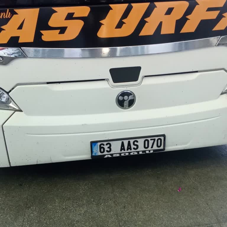 As Urfa Turizm Otobüsünde Klima Ve Su Dolabı Arızası Yolculuğu Çileye Dönüştürdü