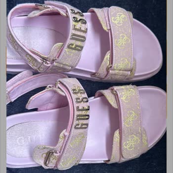 Guess Sandalet Bir Ayda Kırıldı: Hayal Kırıklığı