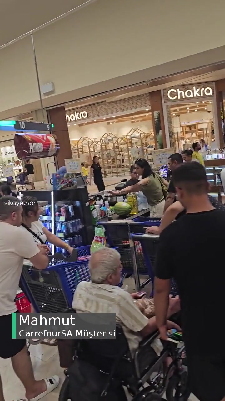 Carrefour SA 3 Kasa Çalışıyor! videonun kapak resmi
