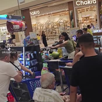 Carrefour SA 3 Kasa Çalışıyor!