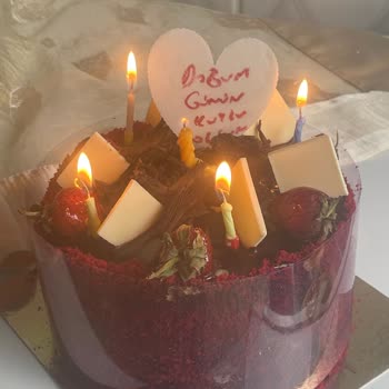 Bozuk Yaş Pasta Ve Çürük Meyveler İçin İade Talebim Karşılanmadı