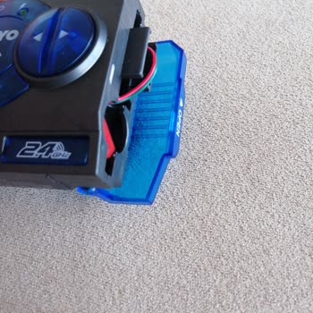 Toyzz Shop İlk Kullanımda Kırılan Oyuncak Araba Kumandası Hayal Kırıklığı!