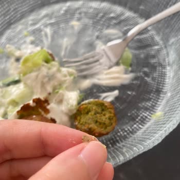 Yiyecekten Çıkan Sert Cisim Sağlığımı Riske Attı