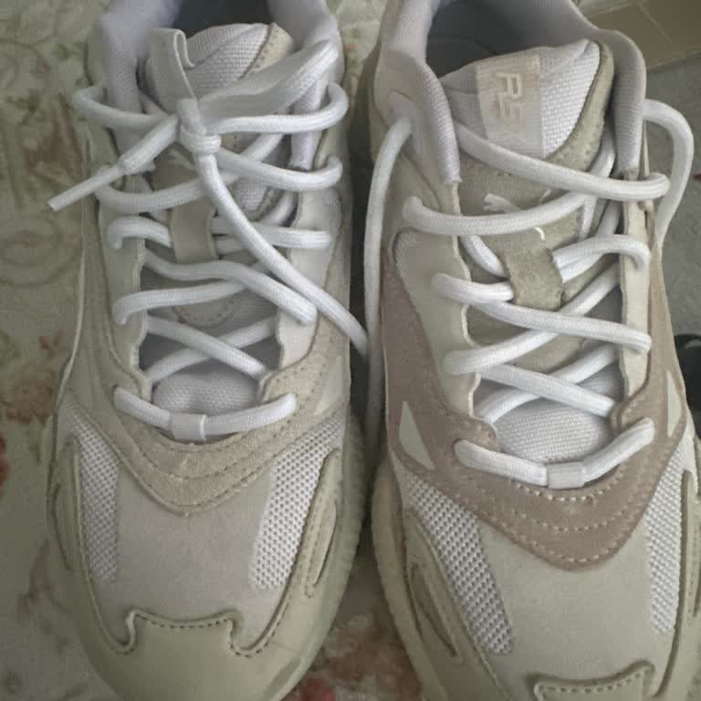 Kısa Sürede Renk Değişimi Yaşayan Puma Ayakkabımın Değişimini Talep Ediyorum