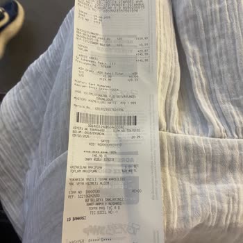 Etiket Fiyatı İle Kasadaki Fiyat Farkı Ve İlgisiz Mağaza Çalışanları