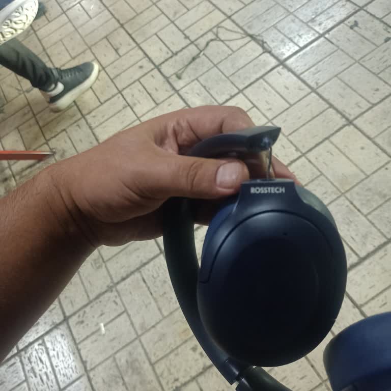 Cesur Bingöl Turizm Otobüs Kapısı Nedeniyle Düşme Ve Kulaklık Zararının Telafi Edilmemesi