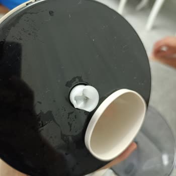 Blender Setinin Plastik Kapağı İki Kullanımda Tekrar Kırıldı, Güvenim Sarsıldı