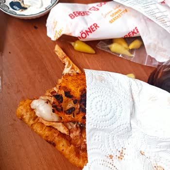 Çiğ Tavuk Dürüm Ve İade Talebime Dönüş Yapılmıyor