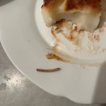 Tatlı Siparişimden Çıkan Kemik Yüzünden Yaşadığım Mağduriyet