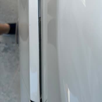 Opel Insignia'da Boya Atması Problemi Ve Garanti Kapsamında Çözüm Talebi