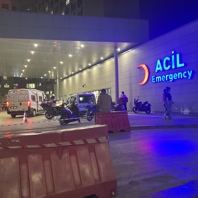 Acil Serviste Bitmeyen Bekleyiş: Kronik Yoğunluk Sorunu