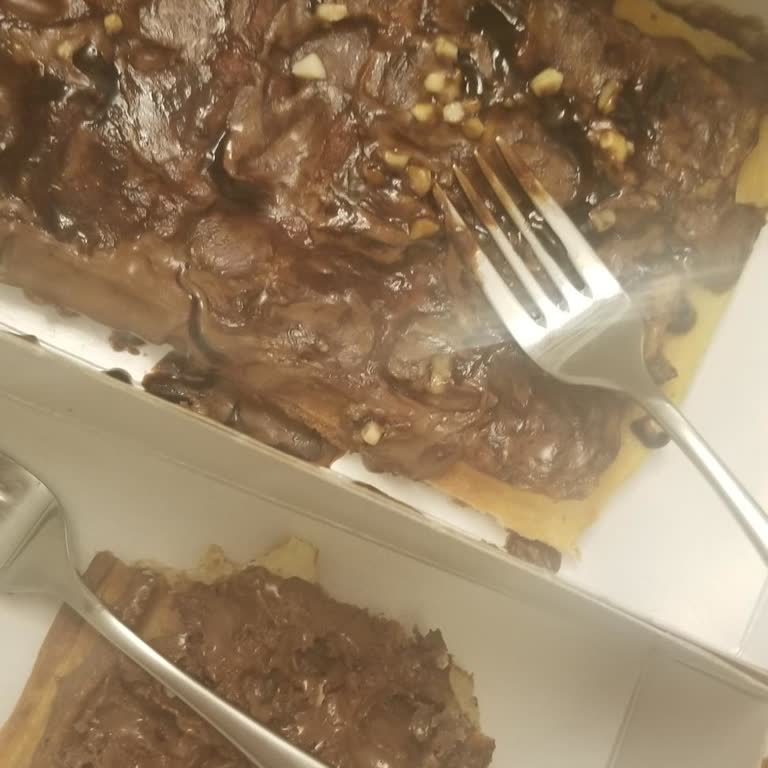 Sipariş Edilen Waffle Hamurunun Sert Ve Yenemeyecek Kadar Kötü Gelmesi