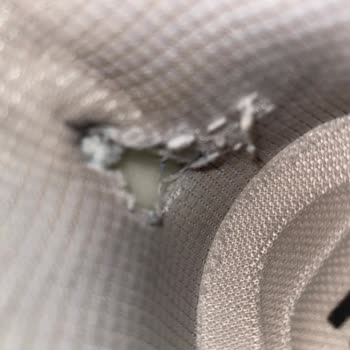 Garantiye Gönderilen Ayakkabıda Sürekli Yırtılma Ve Acı Sorunu