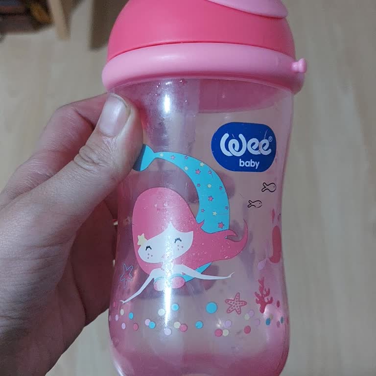 Wee Baby Pipetli Sulukta Geçmeyen Yoğun Plastik Kokusu Endişelendiriyor