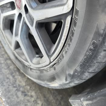 Garenta Bakımı Yapılmamış Araç Nedeniyle Güvenlik Riski Ve Maddi Mağduriyet Yaşadım!