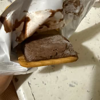 Golf Dondurma Woopie Ürününde Eksik Bisküvi Sorunu Ve İade Talebi