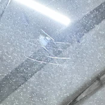 Serviste Oluşan Çiziklerle Aracım Değer Kaybetti