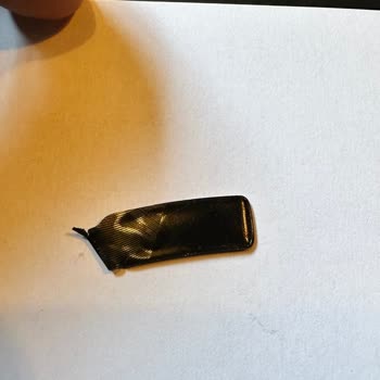 Whey Protein Tozunda Plastik Parça Ve İlgisiz Müşteri Hizmetleri Mağduriyeti