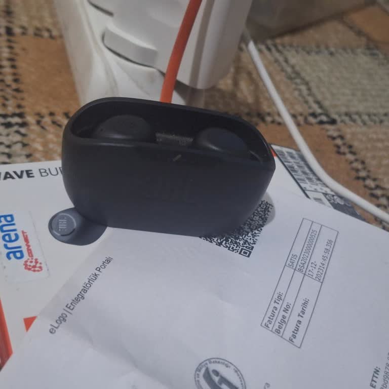 JBL Wave Buds Şarj Kutusu Işık Vermiyor Ve Şarj Olmuyor