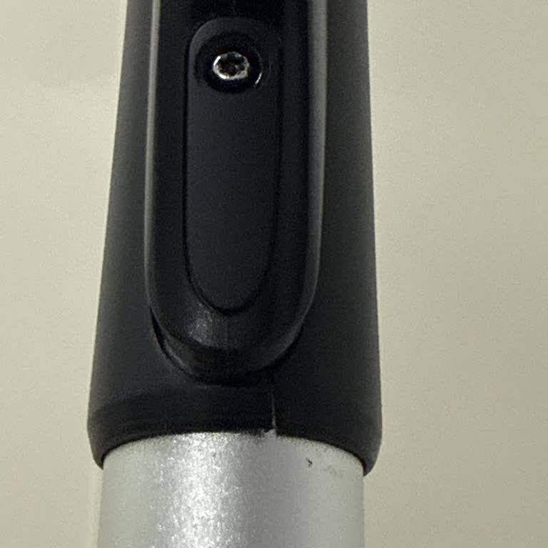 Bosch Seri 7 Üründe Bağlantı Yerinde Büyüyen Çatlak Ve Kullanımı Zorlaştıran Sorun