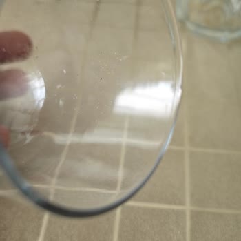 Tems Bulaşık Makinesi Deterjanı Bulaşıkları Temizlemiyor Lekeli Ve Yağlı Bırakıyor