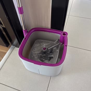 Parex Wondero Mop Yerde İz Bırakıyor