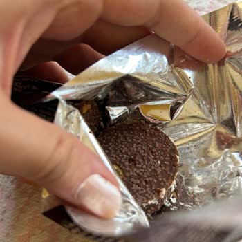 Aldığım Eti Benimo Bisküvisi Küflü Ve Bozuk Çıktı, Diğer Ürünlerden De Endişeliyim