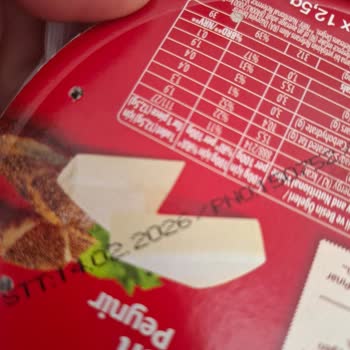 Yeni Alınan Üçgen Peynirde Küf Problemi Ve Hayal Kırıklığı