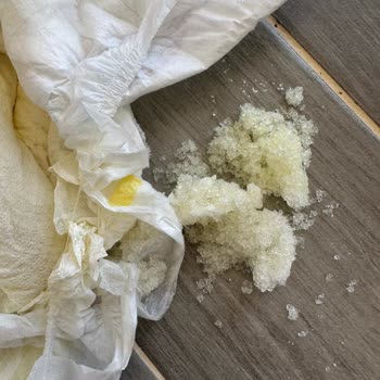 Molfix 5 Numara Bebek Bezlerinde Parçalanma Ve Toz Sorunu: Para İadesi Talebi