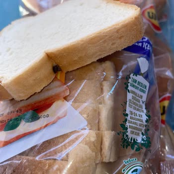 UNO Tost Ekmeğinde Yabancı Maddeyle Karşılaştım, Açıklama Ve Yeni Ürün Talep Ediyorum