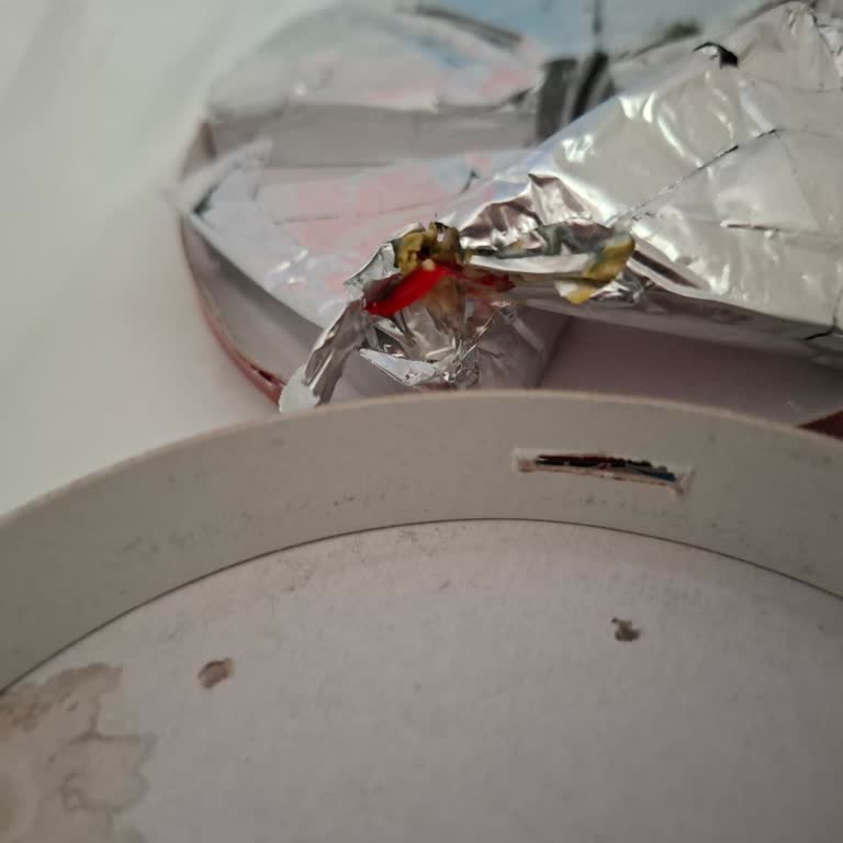 Küflü Peynir Ve Gereksiz Kimlik Bilgisi Talebi Mağduriyeti