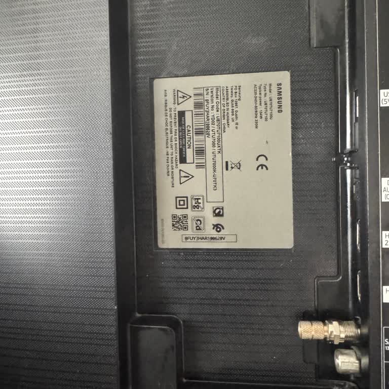 Samsung TV'de Tekrarlayan Panel Arızası Ve Yüksek Servis Ücreti Mağduriyeti