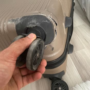 Pegasus Uçuşunda Bagajlarım Zarar Gördü, Mağduriyetim Giderilmedi