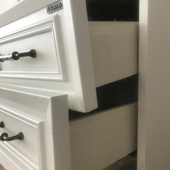 Aldığım Masanın Çekmeceleri Sürekli Kırılıyor, Mağduriyet Yaşıyorum!