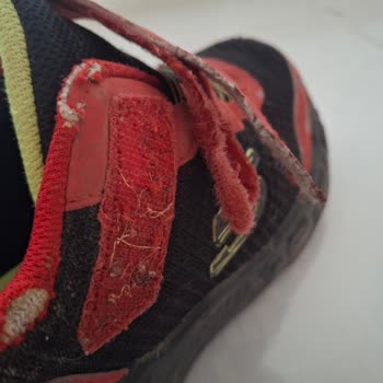 Kısa Sürede Hasar Gören Ayakkabılar İçin İade Veya Değişim Talebi