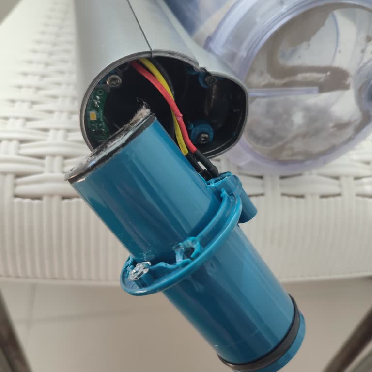 Philips Süpürgede Kronik Parça Kırılması Ve Mağduriyet